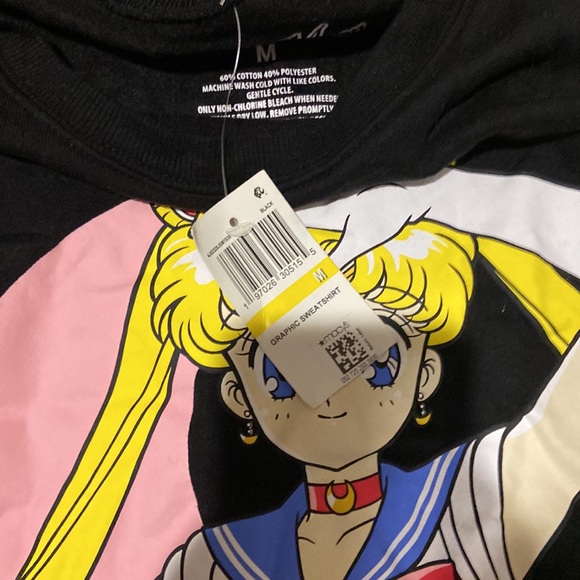 NWT WMNS SZ MED SAILOR MOON LONG SLEEVE SUPER SOFT BLACK PULL OVER SWEATER - Picture 5 of 5